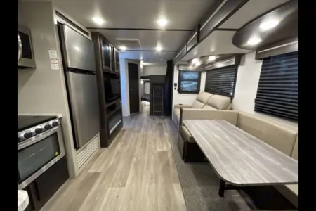 P & N Cruiser air Travel Trailer