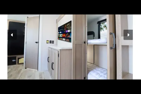 Marcus's Grand River 23hbs Travel Trailer