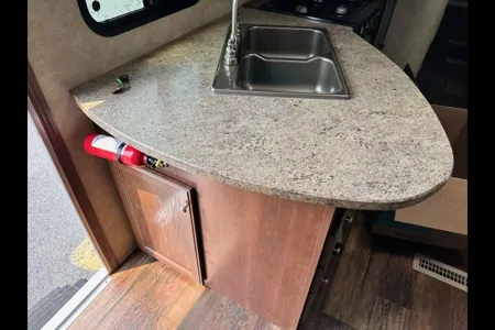 Crossroads Z-1 Travel Trailer