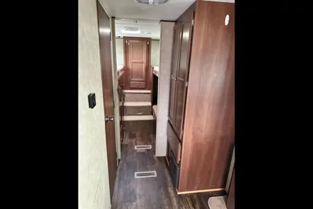 Crossroads Z-1 Travel Trailer