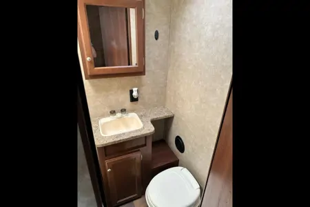 Crossroads Z-1 Travel Trailer
