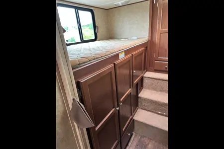 Crossroads Z-1 Travel Trailer