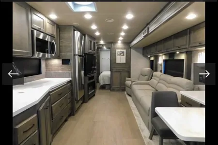 Tiffin Motorhomes Ford Class A