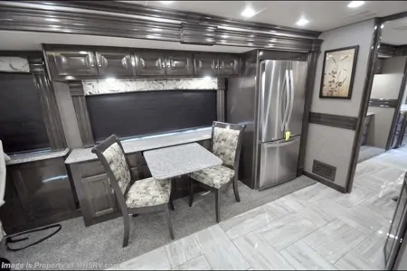 Tiffin Motorhomes Ford Class A