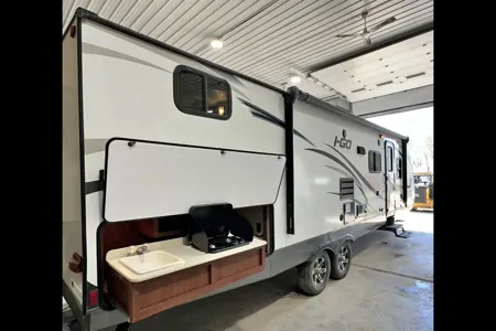 Luxe Adventures in the Evergreen Escape