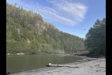 Lazen🐝 RV Adventures - Winnebago RV Cottage- SQUAMSH BASE CAMP