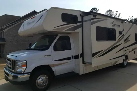 FSIG Coachmen Freelander Class C