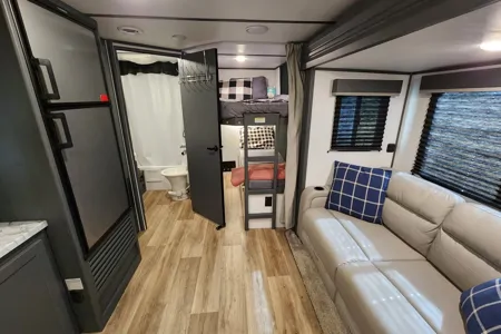 Keystone Bullet Crossfire 2730BH Travel Trailer