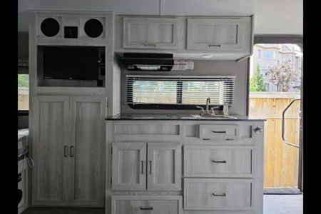 Josee's Flagstaff E-Pro 19FBS Travel Trailer