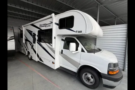Family Adventure!  Thor Motor Coach Freedom Class C