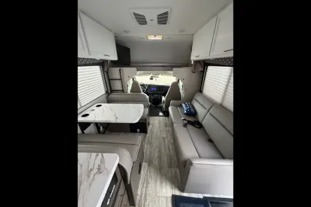 Family Adventure!  Thor Motor Coach Freedom Class C