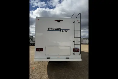 Family Adventure!  Thor Motor Coach Freedom Class C