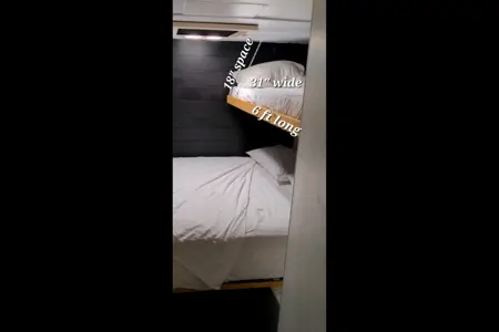 Arvie Redy the Hotel on Wheels