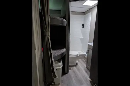 Guillaume's Coachmen Catalina 263bhs Travel Trailer