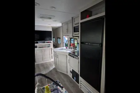 Guillaume's Coachmen Catalina 263bhs Travel Trailer