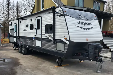 Josh's Jayco 33BHDS Travel Trailer