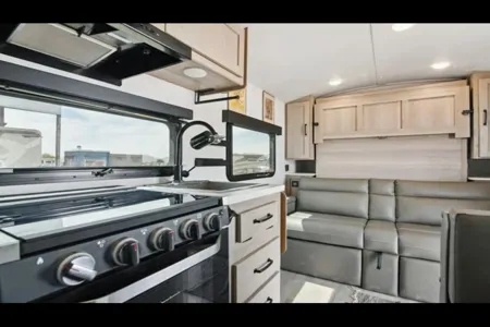 2024 Flagstaff E-Pro: Lightweight + Modern