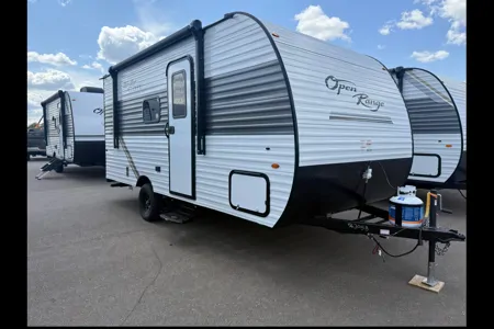 Eunice’s Highland Ridge RV 2025 Open Range Travel Trailer