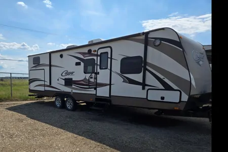 Bobbie-Jo's Keystone Cougar Travel Trailer