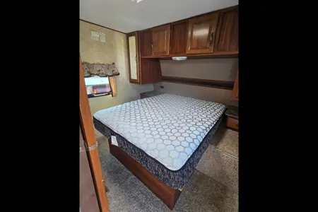 Bobbie-Jo's Keystone Cougar Travel Trailer