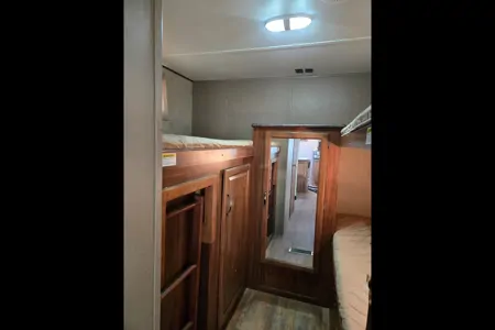 Bobbie-Jo's Keystone Cougar Travel Trailer