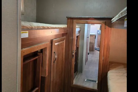 Bobbie-Jo's Keystone Cougar Travel Trailer