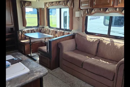 Bobbie-Jo's Keystone Cougar Travel Trailer