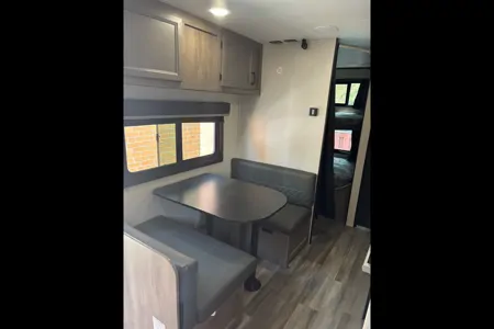 Daniela’s Starcraft 26BH AUTUMN RIDGE SIGNATURE Travel Trailer