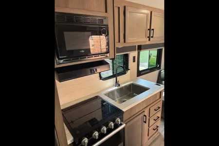 Daniela’s Starcraft 26BH AUTUMN RIDGE SIGNATURE Travel Trailer