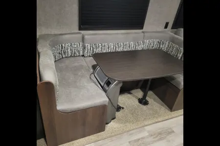 The Family Getaway in a Jayco Slx 287bhsw Travel Trailer