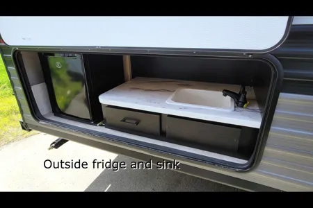 Fully Loaded & Upgraded 2022 Jayco Jayflight Travel Trailer