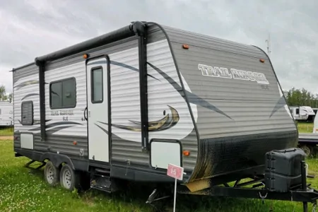 2017 Heartland Trail Runner SLE22 Travel Trailer