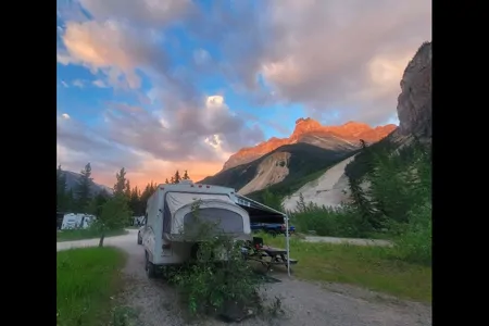 Canadian Rockies Explorer