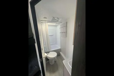 Jordan's Keystone 29dwse Travel Trailer