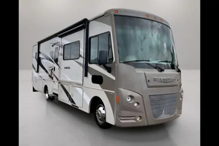 Laura and Elliots Happy Little Vista