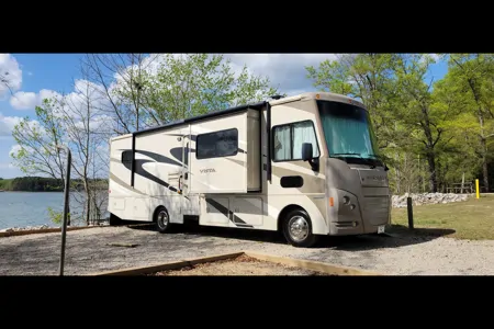 Laura and Elliots Happy Little Vista