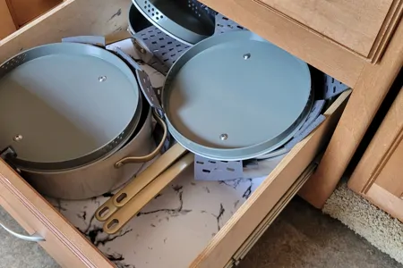 Class A Winnie drives easy and sleeps 5, well appointed!