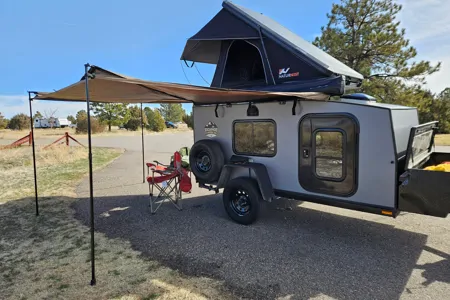 Adventure Off-Grid with Escapade Ridge Teardrop Trailer and Rooftop Tent