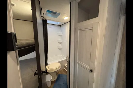 Howie and Jenny’s Heartland Trailrunner Travel Trailer