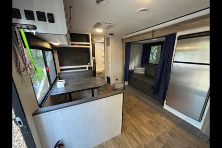 Howie and Jenny’s Heartland Trailrunner Travel Trailer