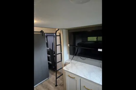 Forest River Heritage Glen Fifth Wheel