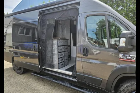 Stephane Ram Promaster 3500 Classe B