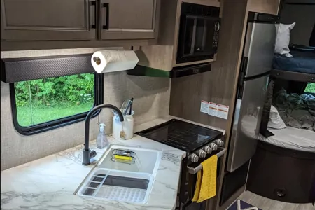 Julia's Jayco JayFlight 242BHS Travel Trailer