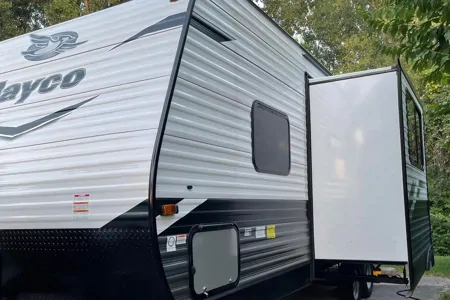 Julia's Jayco JayFlight 242BHS Travel Trailer