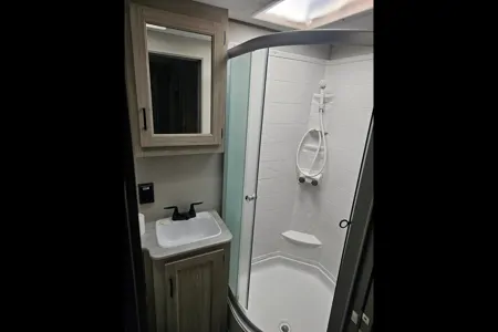 Damon's Coachmen Catalina Travel Trailer