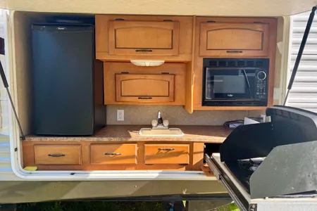 Palomino Puma 30KFBDS Travel Trailer