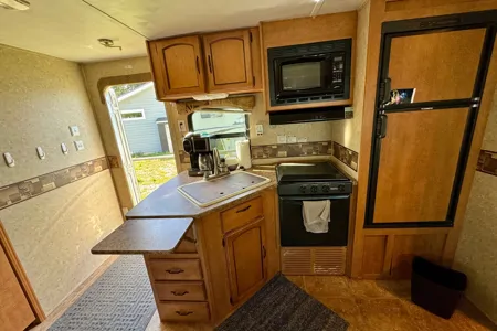 Palomino Puma 30KFBDS Travel Trailer