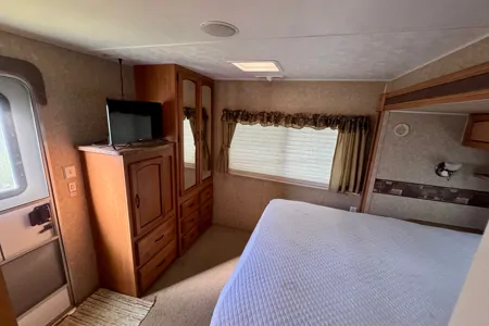 Palomino Puma 30KFBDS Travel Trailer