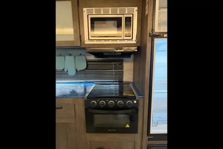 Lesya's Forest River 263BHXL Travel Trailer