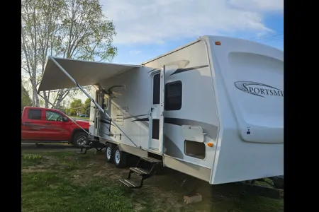 Jeremie's Sportmen Sportmen Travel Trailer